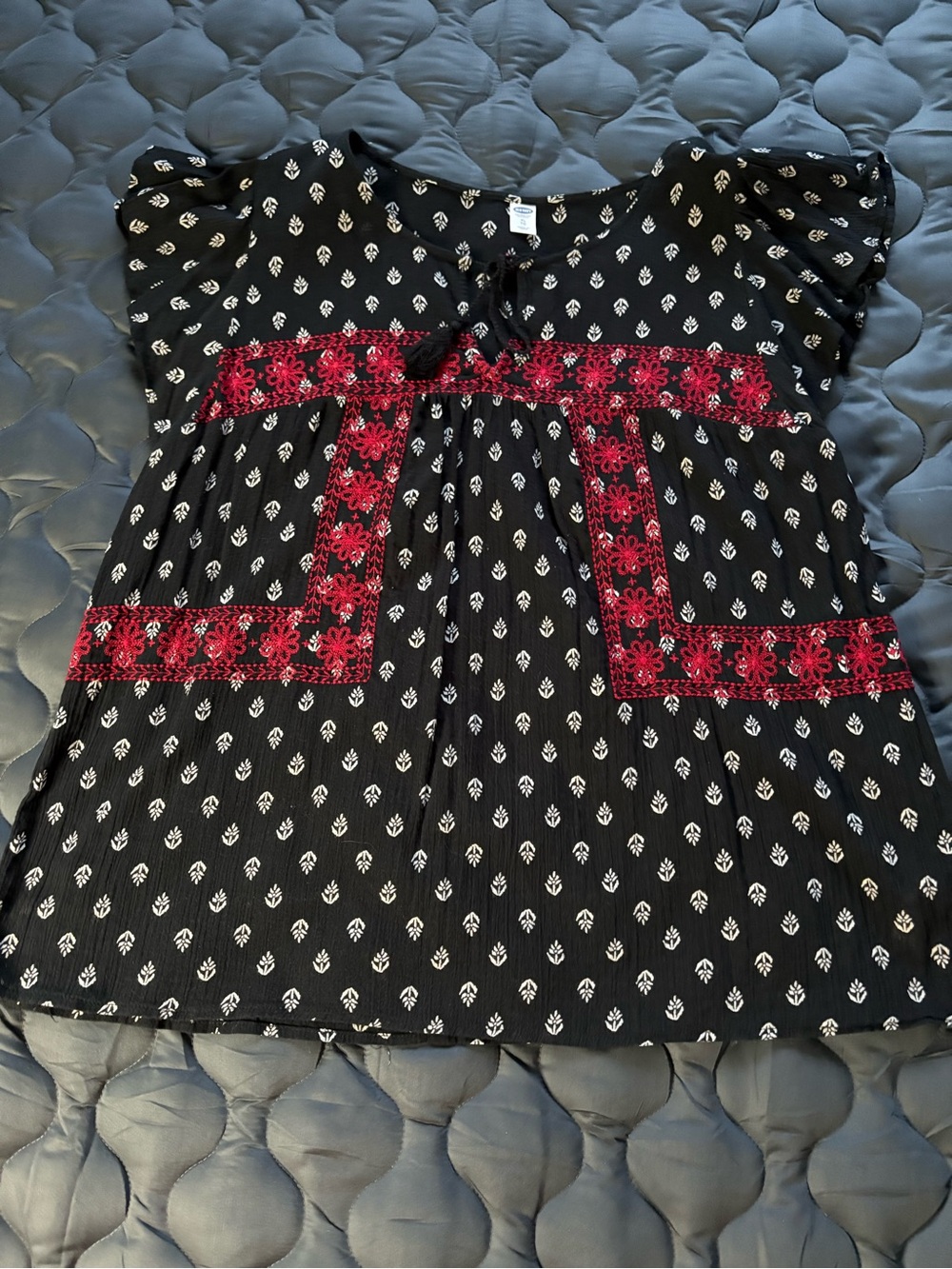 Old Navy Black Blouse with Red Embroidered Trim